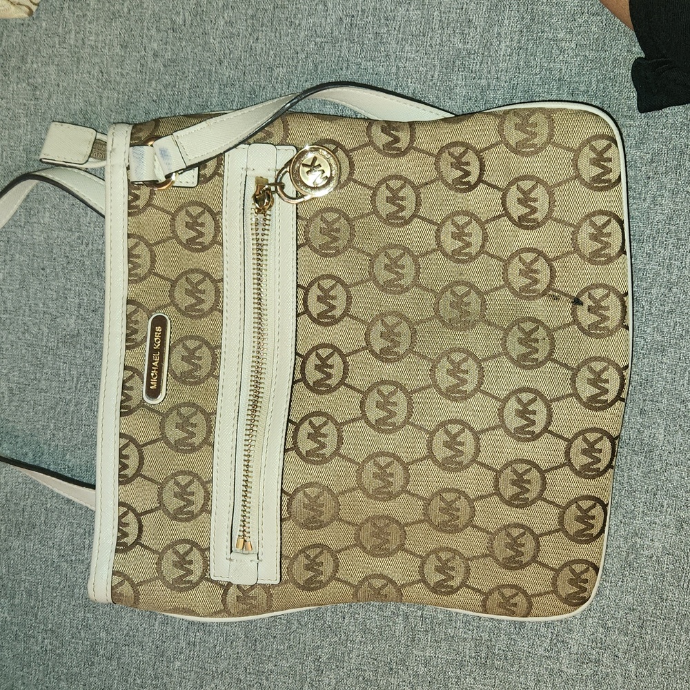 Michael Kors cross body